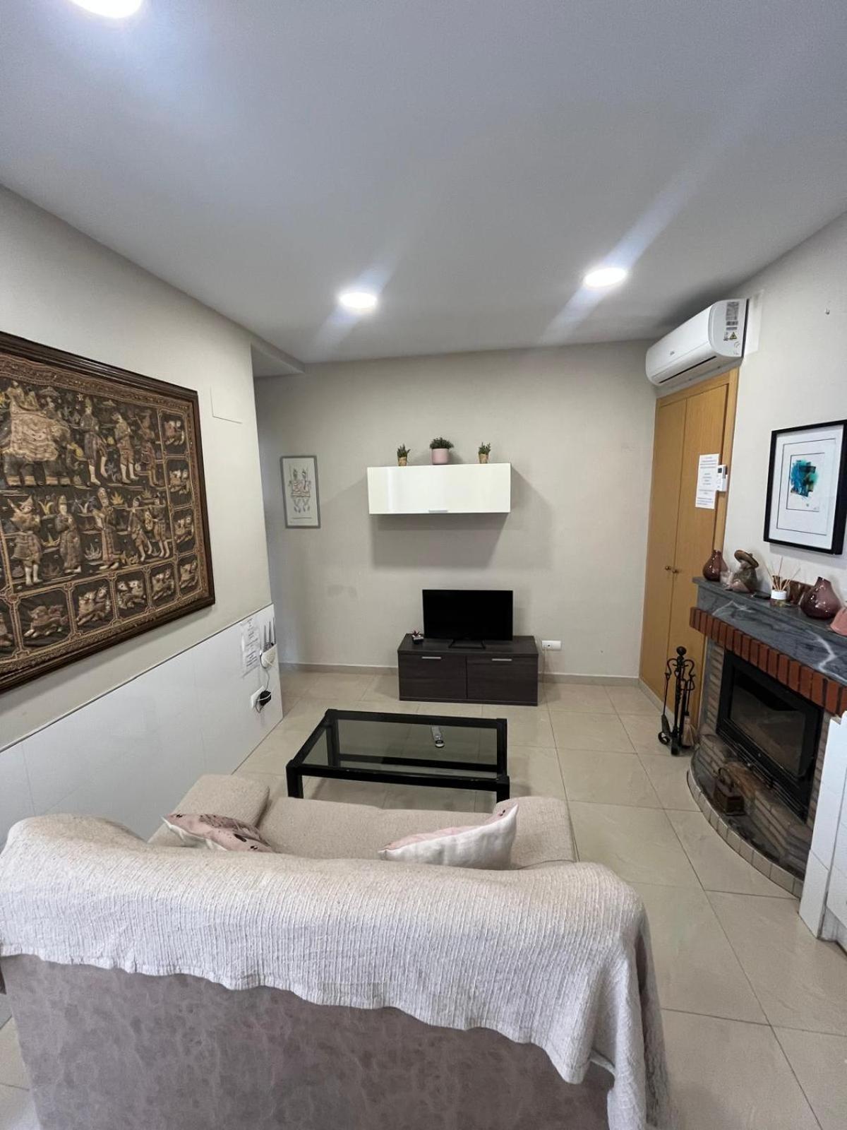 Sela Home Y Garaje, Algemesi Home المظهر الخارجي الصورة